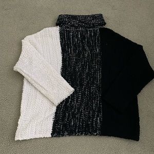 Bobeau Black and White Sweater  1X
